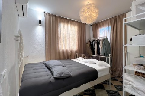 Продажа виллы Пальма-де-Майорка, Майорка, Испания 8 спален, 271м2 №111842 - фото 9