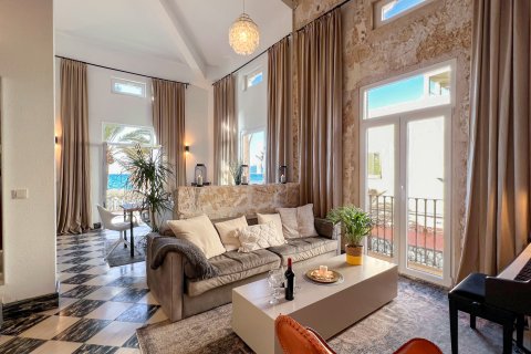 Продажа виллы Пальма-де-Майорка, Майорка, Испания 8 спален, 271м2 №111842 - фото 1