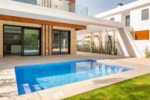 Villa in vendita Cala Ratjada, Mallorca, Spagna 3 camere da letto, 232 mq. N° 111776 - foto 1