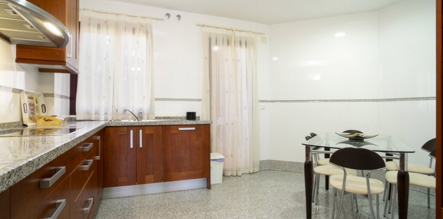 Apartment Malaga, Espagne 3 chambres, 130 m2 No. 106276