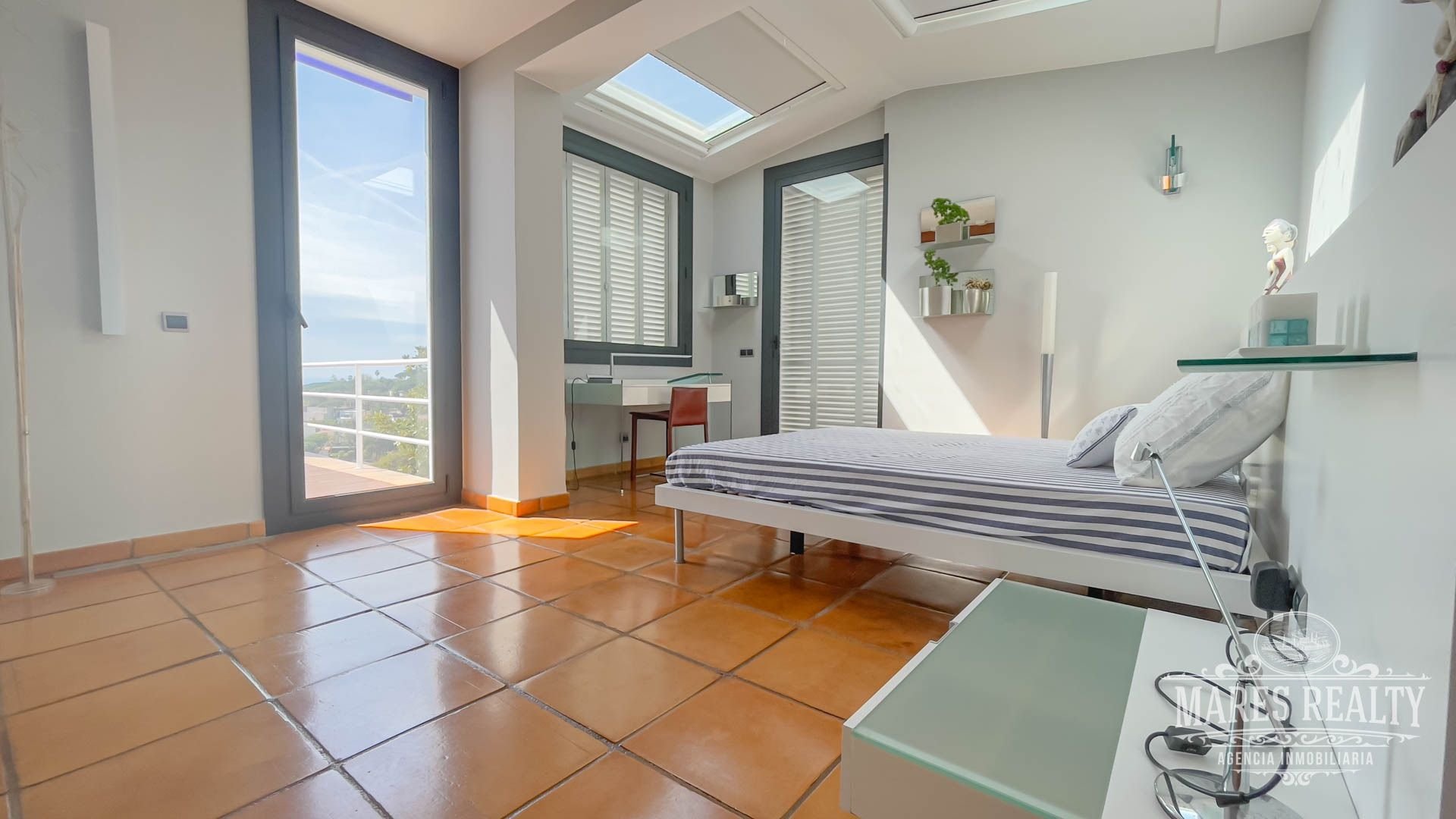 Villa in Blanes, Girona, Spanien 7 Schlafzimmer, 505 m2 Nr. 91188