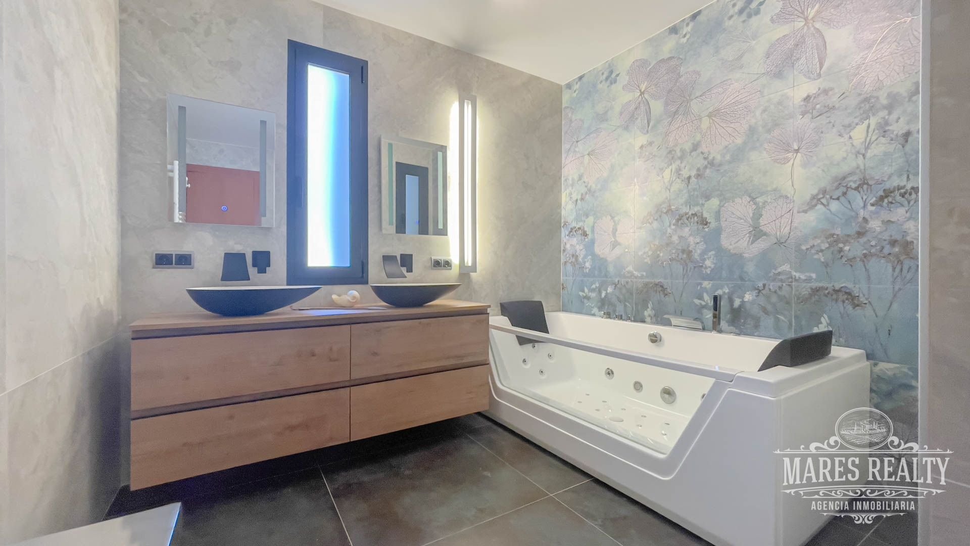 Villa in Blanes, Girona, Spanien 7 Schlafzimmer, 505 m2 Nr. 91188