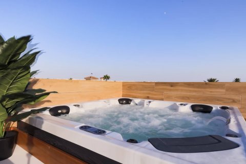 Продажа виллы Торревьеха, Аликанте, Испания 1 спальня, 200м2 №58980 - фото 24