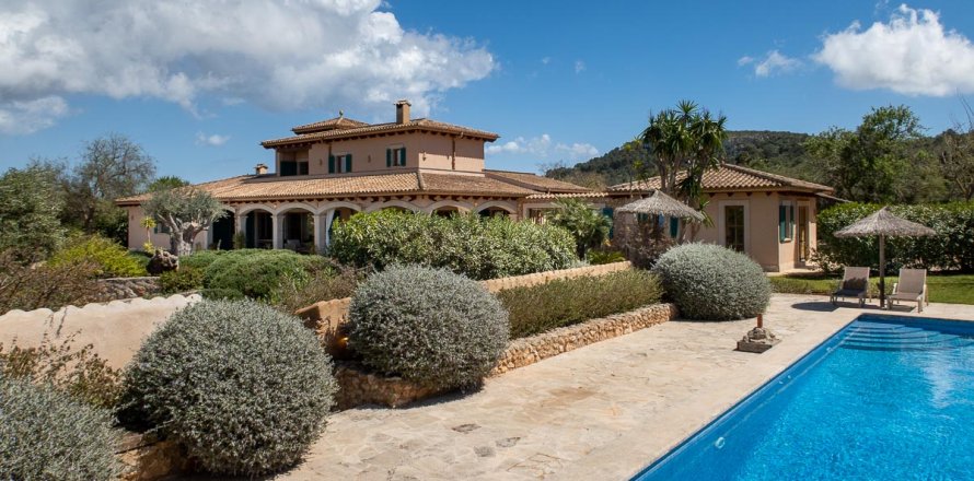 Finca Cas Concos Des Cavaller, Mallorca, Spain 3 bedrooms, 529 sq.m. No. 117893