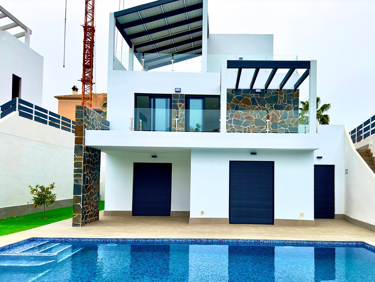 Villa in Alicante, Spain 4 bedrooms, 186 sq.m. No. 112196