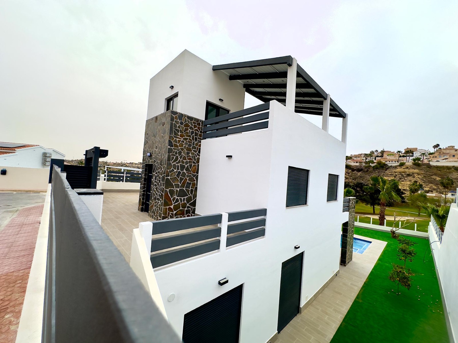 Villa in Alicante, Spain 4 bedrooms, 186 sq.m. No. 112196