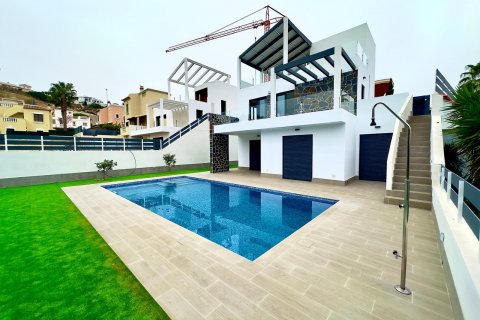 Villa till salu Alicante, Spanien 4 sovrum, 186 kvm. Nr. 112196 - foto 3
