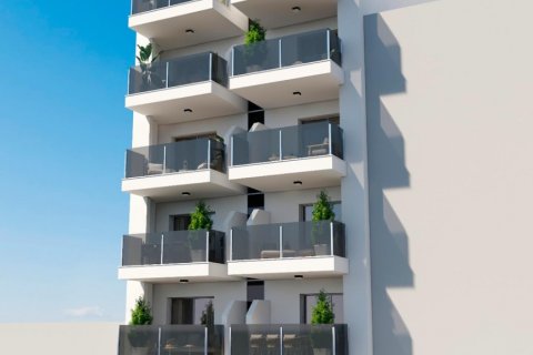 Lägenhet till salu Torrevieja, Alicante, Spanien 2 sovrum, 88 kvm. Nr. 112202 - foto 2