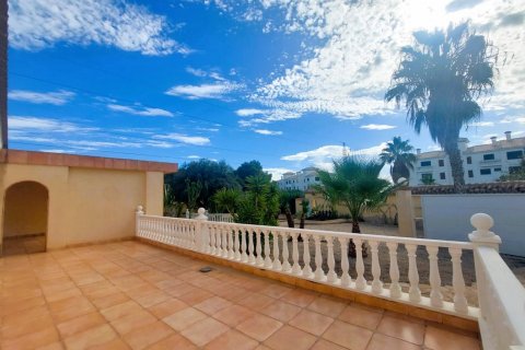 Villa en venta Urbanización Las Filipinas, Alicante, España 4 dormitorios, 296 m2 No. 113922 - foto 7