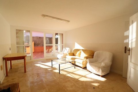 Villa for sale Cabo Roig, Alicante, Spain 5 bedrooms, 227 sq.m. No. 113921 - photo 10