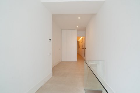Appartamento in vendita Madrid, Spagna 5 camere da letto, 313 mq. N° 113450 - foto 13
