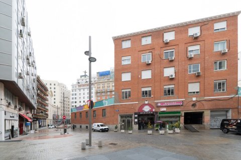 Appartamento in vendita Madrid, Spagna 5 camere da letto, 313 mq. N° 113450 - foto 9