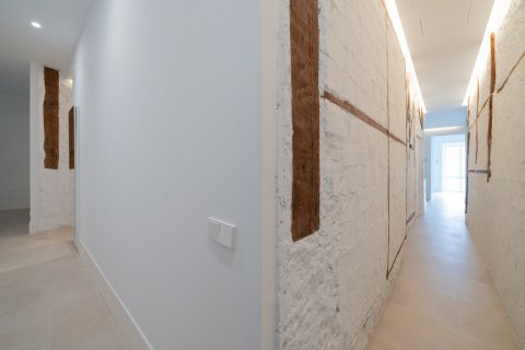 Appartamento in vendita Madrid, Spagna 5 camere da letto, 313 mq. N° 113450 - foto 11