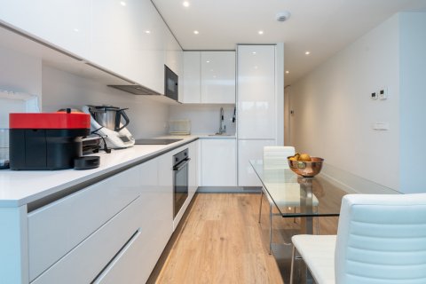 Wohnung zum Verkauf Madrid, Spanien 2 Schlafzimmer, 95.5 m2 Nr. 113451 - Foto 11
