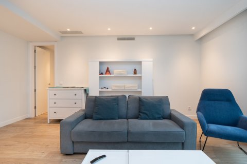 Wohnung zum Verkauf Madrid, Spanien 2 Schlafzimmer, 95.5 m2 Nr. 113451 - Foto 17