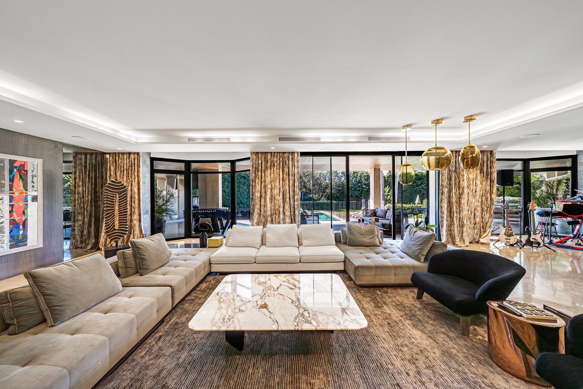 Huvila San Pedro de Alcantara, Malaga, Espanja 10 makuuhuonetta, 1303 m2 No. 113461