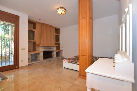 Продажа дома Салоу, Таррагона, Испания 6 спален, 468м2 №23013 - фото 18