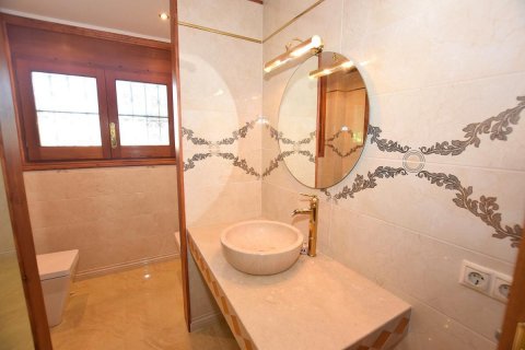 Продажа дома Салоу, Таррагона, Испания 6 спален, 468м2 №23013 - фото 24