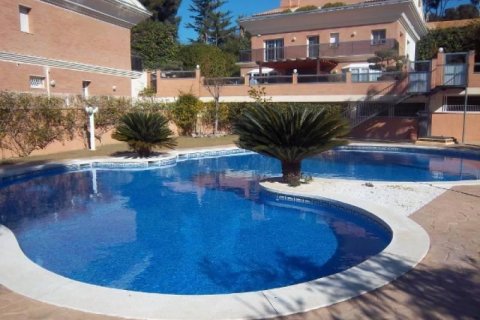 Продажа дома Салоу, Таррагона, Испания 6 спален, 660м2 №21572 - фото 2