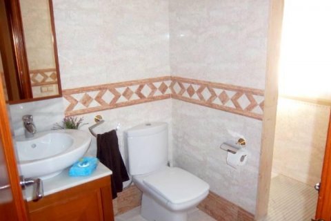 Продажа дома Салоу, Таррагона, Испания 6 спален, 660м2 №21572 - фото 16