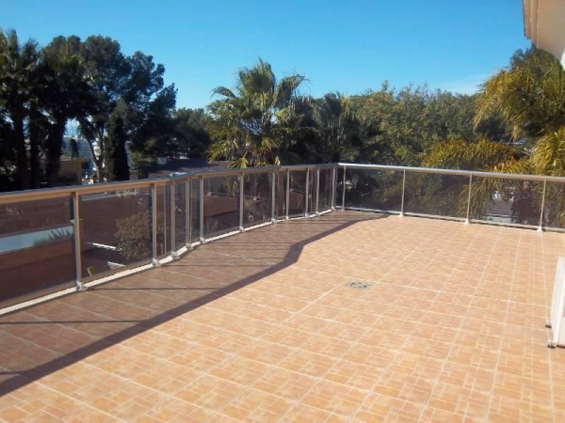 Hus i Salou, Tarragona, Spanien 6 sovrum, 660 kvm. Nr. 21572