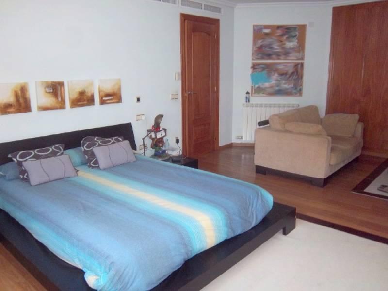 Hus i Salou, Tarragona, Spanien 6 sovrum, 660 kvm. Nr. 21572