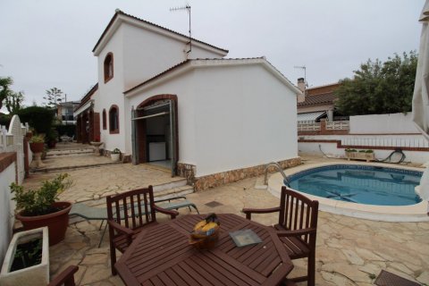 House à vendre Roda De Bara, Tarragona, Espagne, 5 chambres, 220 m2 No. 21613 - photo 1