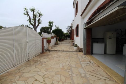 House à vendre Roda De Bara, Tarragona, Espagne, 5 chambres, 220 m2 No. 21613 - photo 10