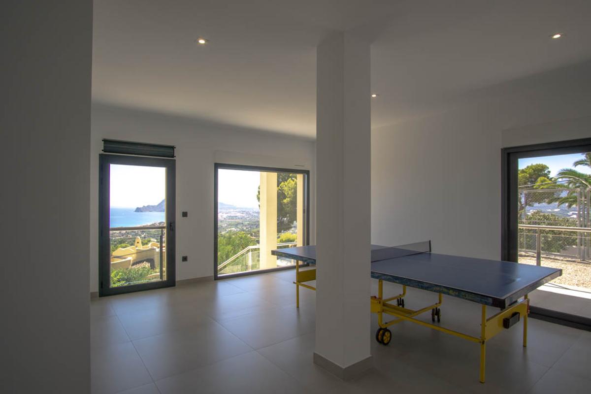 Villa in Altea, Alicante, Spain 5 bedrooms, 680 sq.m. No. 81435
