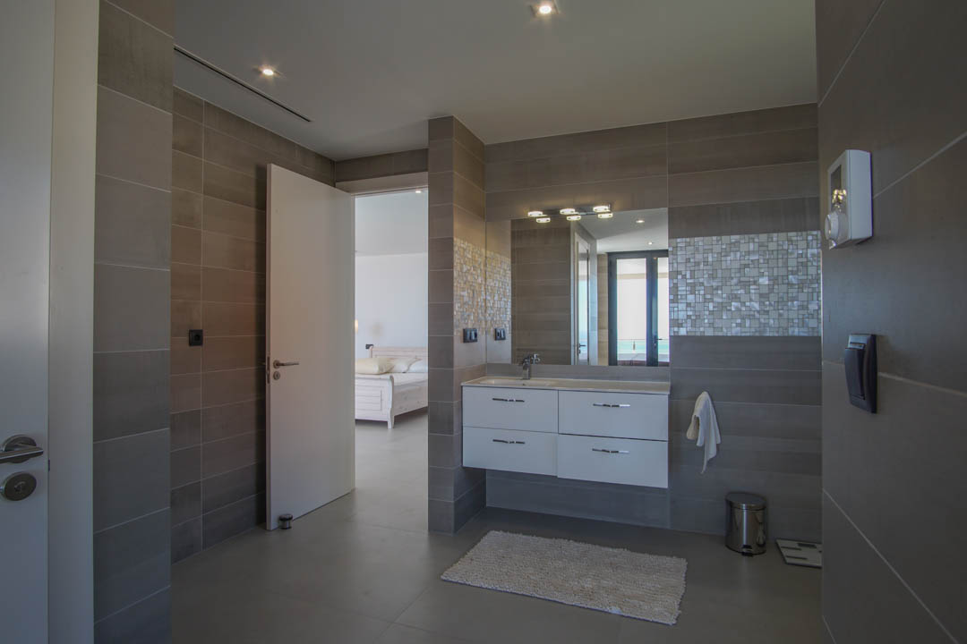 Villa in Altea, Alicante, Spain 5 bedrooms, 680 sq.m. No. 81435