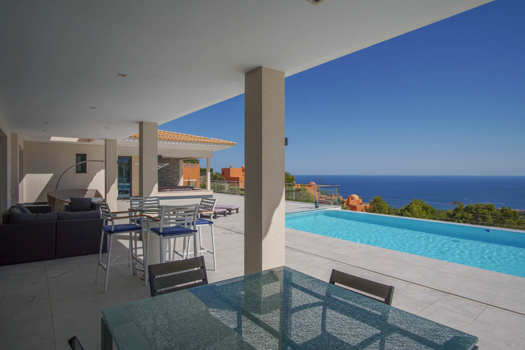 Villa in Altea, Alicante, Spain 5 bedrooms, 680 sq.m. No. 81435