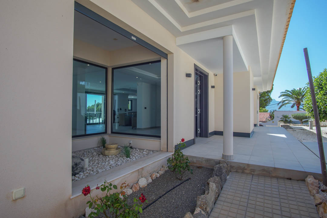 Villa in Altea, Alicante, Spain 5 bedrooms, 680 sq.m. No. 81435