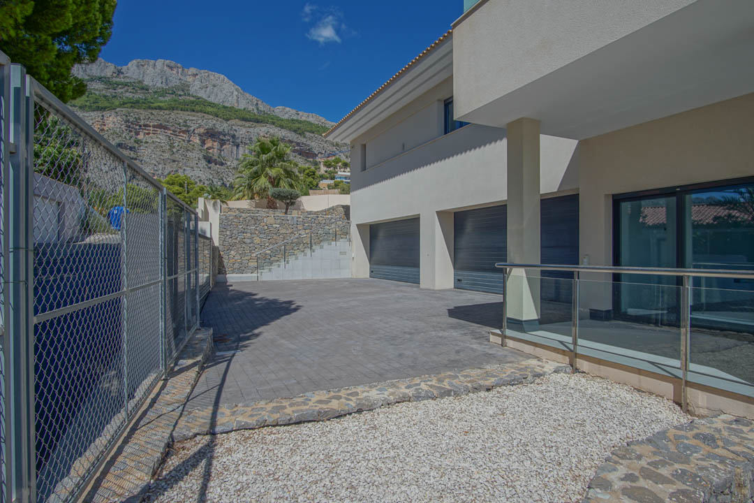 Villa in Altea, Alicante, Spain 5 bedrooms, 680 sq.m. No. 81435