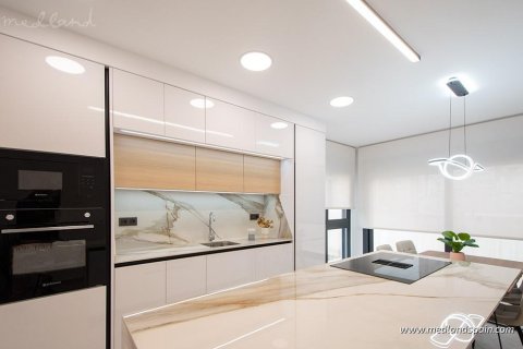 Продажа квартиры в Гуардамар-дель-Сегура, Аликанте, Испания 3 спальни, 94м2 №105198 - фото 7