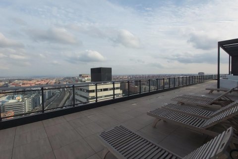 Аренда квартиры в Мадрид, Испания 1 спальня, 70м2 №117829 - фото 13