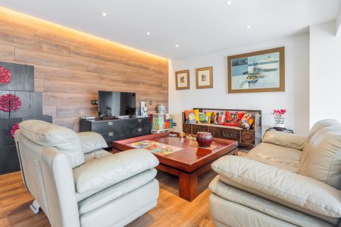 Dzīvoklis īrēšanai Madrid, Spānijā 3 istabas, 220 m2 Nr. 117830 - attēls 3