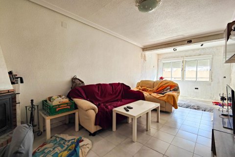 Продажа дома в Сан-Мигель-де-Салинас, Аликанте, Испания 4 спальни, 92м2 №117610 - фото 8
