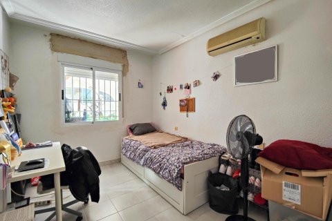 Продажа дома в Сан-Мигель-де-Салинас, Аликанте, Испания 4 спальни, 92м2 №117610 - фото 17