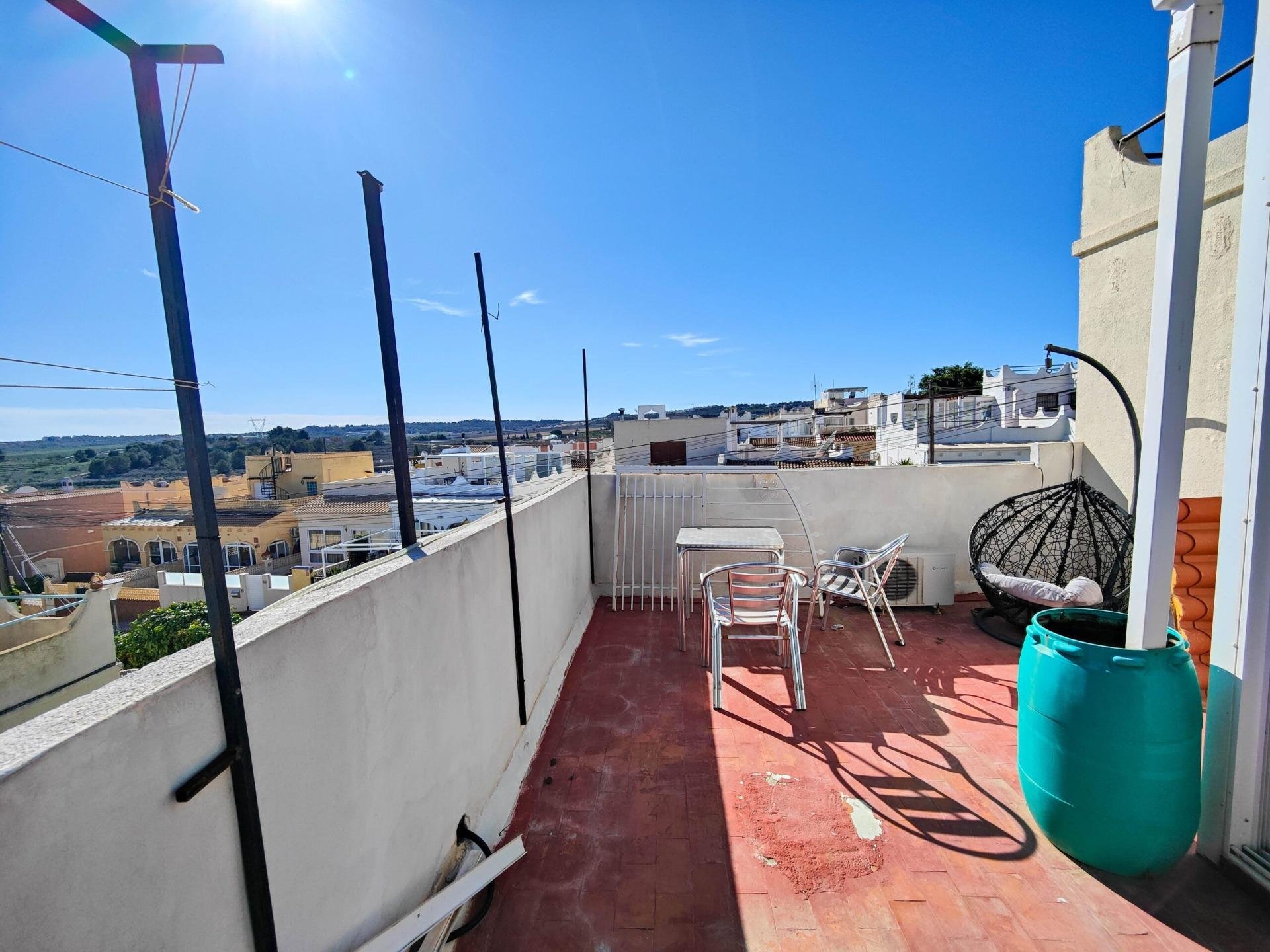 House à San Miguel de Salinas, Alicante, Espagne 4 chambres, 92 m2 No. 117610