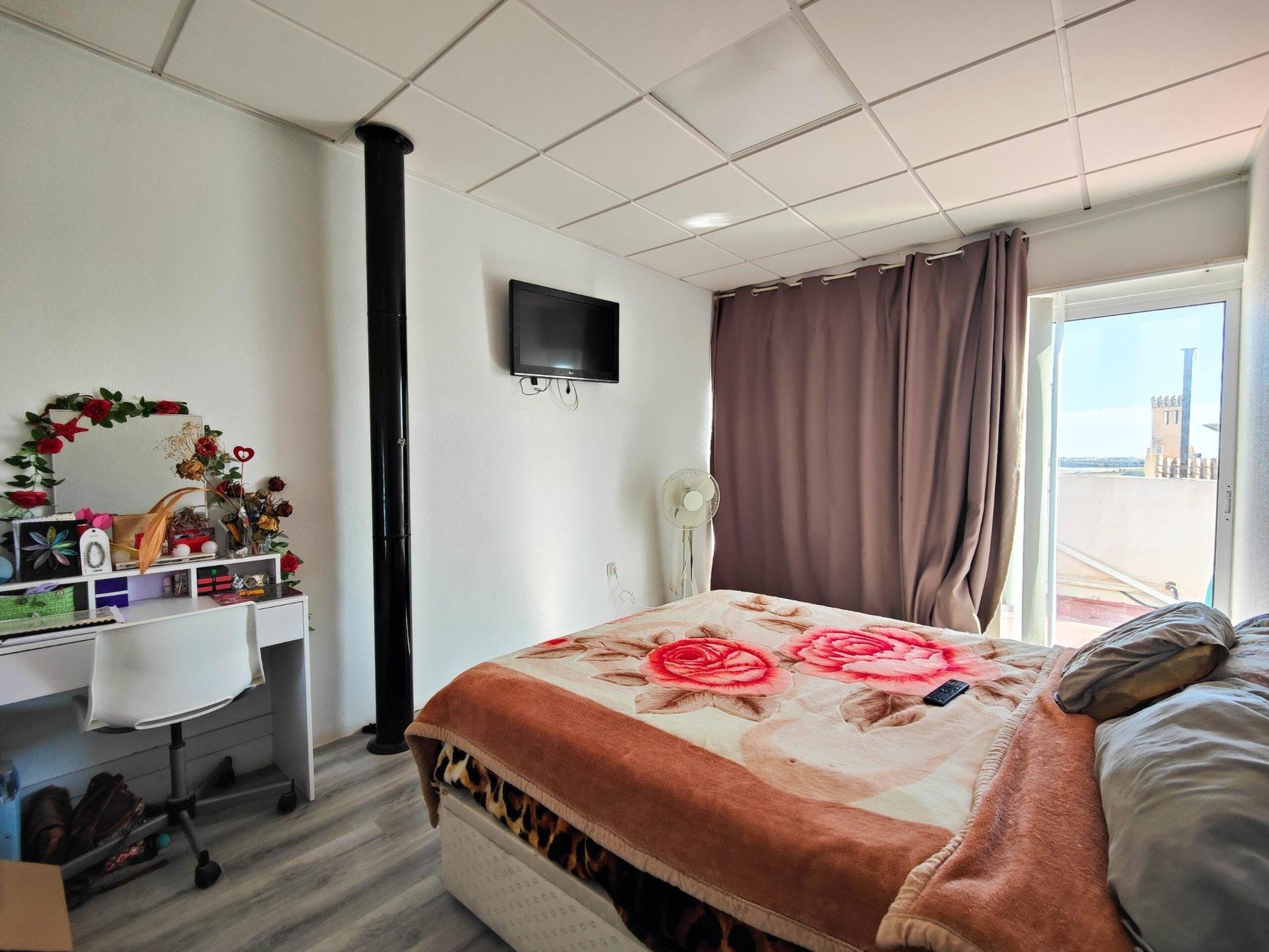 House à San Miguel de Salinas, Alicante, Espagne 4 chambres, 92 m2 No. 117610