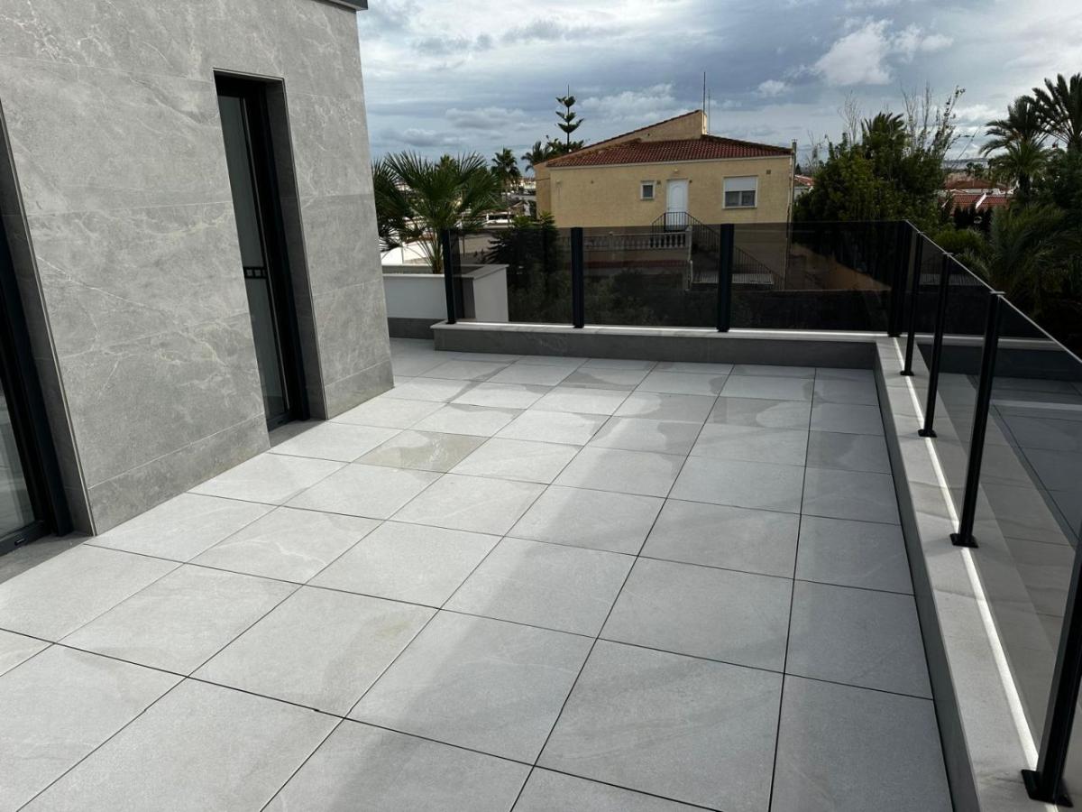 Villa in Rojales, Alicante, Spain 4 bedrooms, 168 sq.m. No. 112914