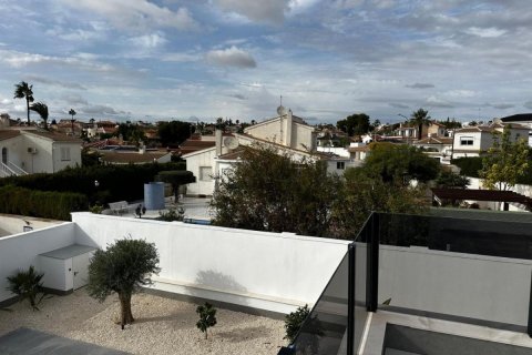 Villa in vendita Rojales, Alicante, Spagna 4 camere da letto, 168 mq. N° 112914 - foto 5