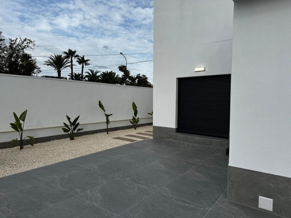 Villa in Rojales, Alicante, Spain 4 bedrooms, 168 sq.m. No. 112914