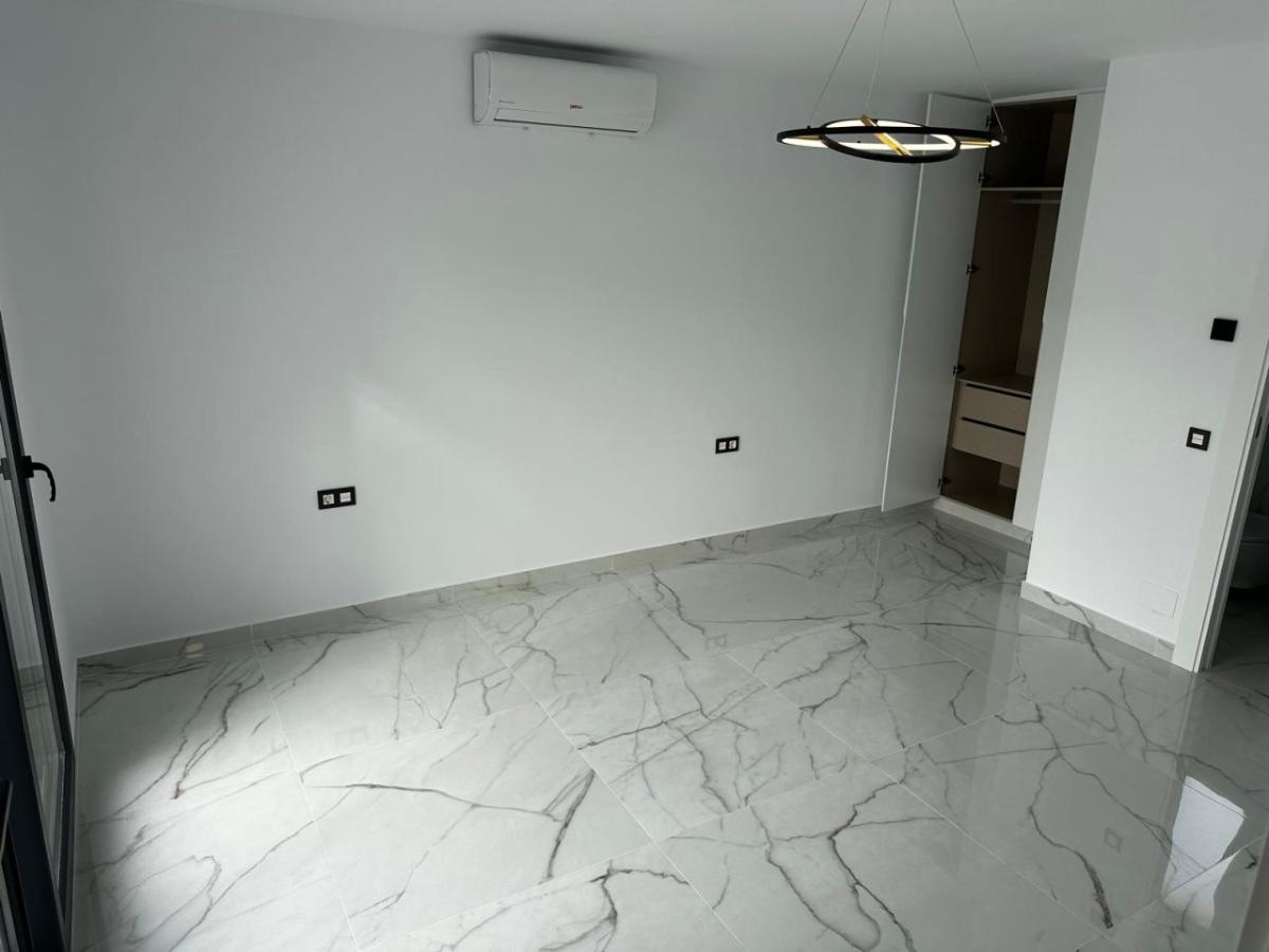 Villa in Rojales, Alicante, Spain 4 bedrooms, 168 sq.m. No. 112914