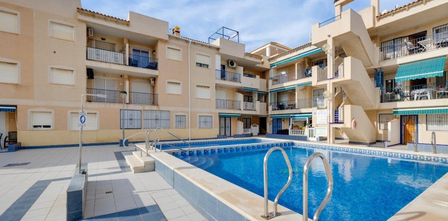 Apartment Torrevieja, Alicante, Spain 3 bedrooms, 93 sq.m. No. 113157