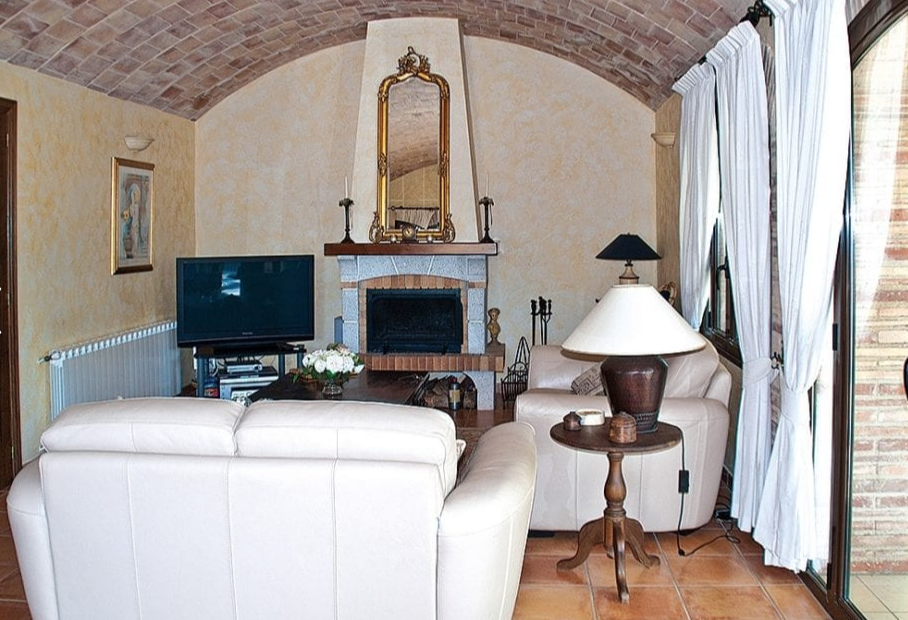 Casa a Girona, Spagna 8 camere da letto, 430 mq. N° 35351