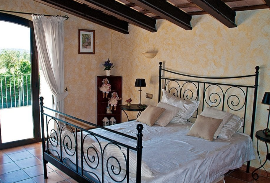 Casa a Girona, Spagna 8 camere da letto, 430 mq. N° 35351