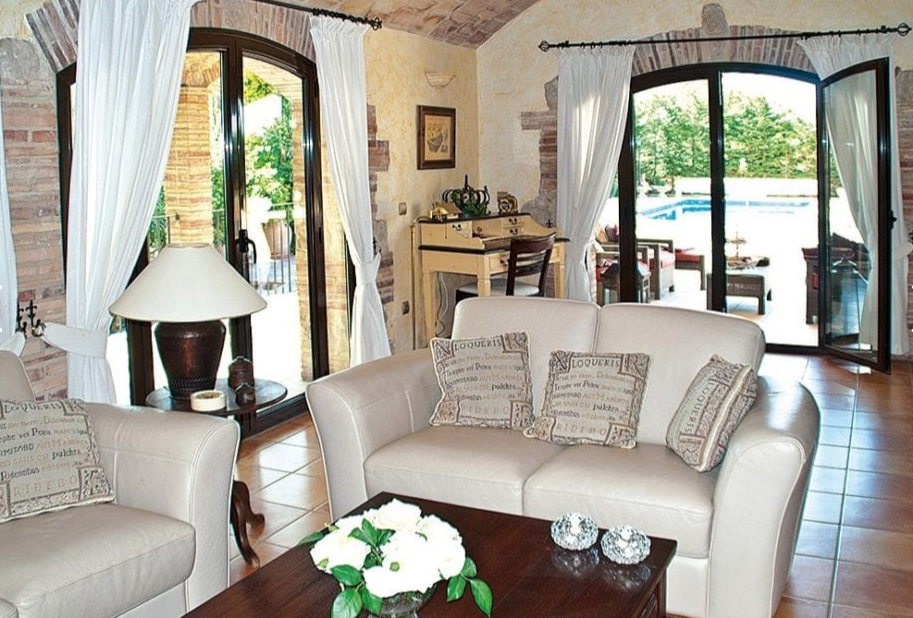 Casa a Girona, Spagna 8 camere da letto, 430 mq. N° 35351
