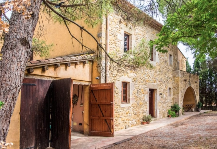 Casa a Girona, Spagna 8 camere da letto, 600 mq. N° 35346