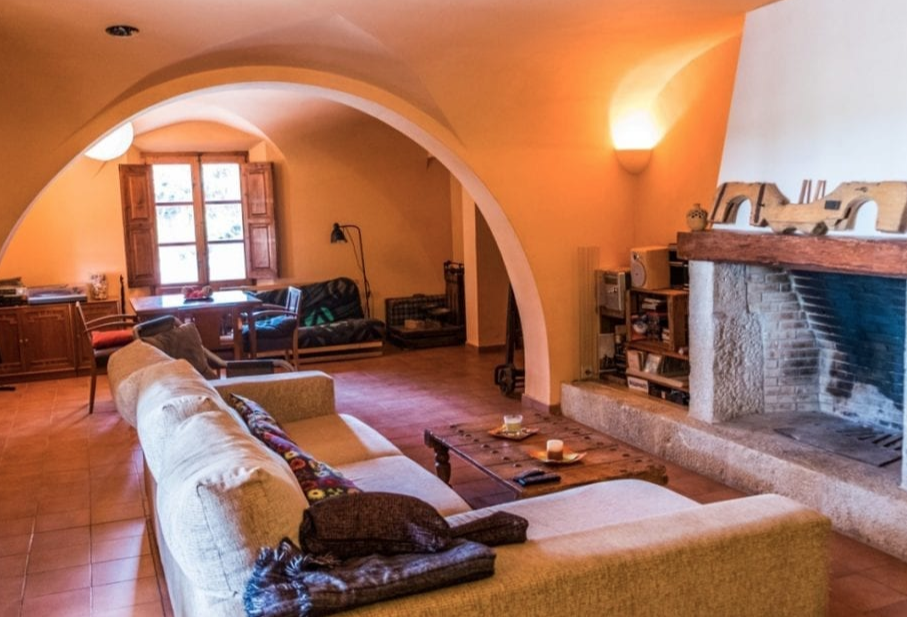 Casa a Girona, Spagna 8 camere da letto, 600 mq. N° 35346